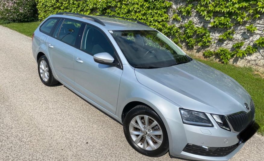 Škoda Octavia combi  110kW DSG 2019 Full-LED 226€/mesačne/akontácia od 0%